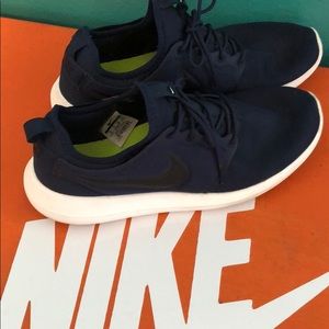 Nike roshe 2 excellent condition size 12